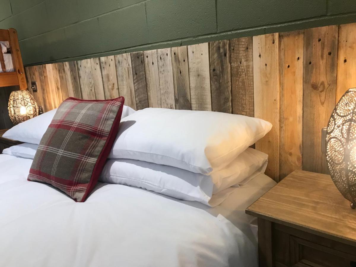 Rostrevor Mountain Lodge - Glamping Pods - Revive Sauna & Hot Tubs Екстериор снимка