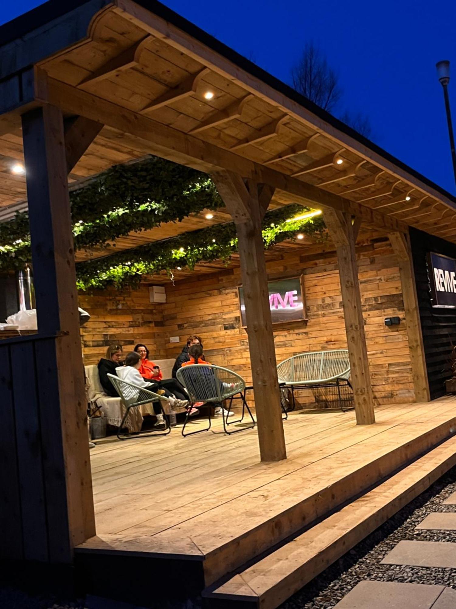 Rostrevor Mountain Lodge - Glamping Pods - Revive Sauna & Hot Tubs Екстериор снимка