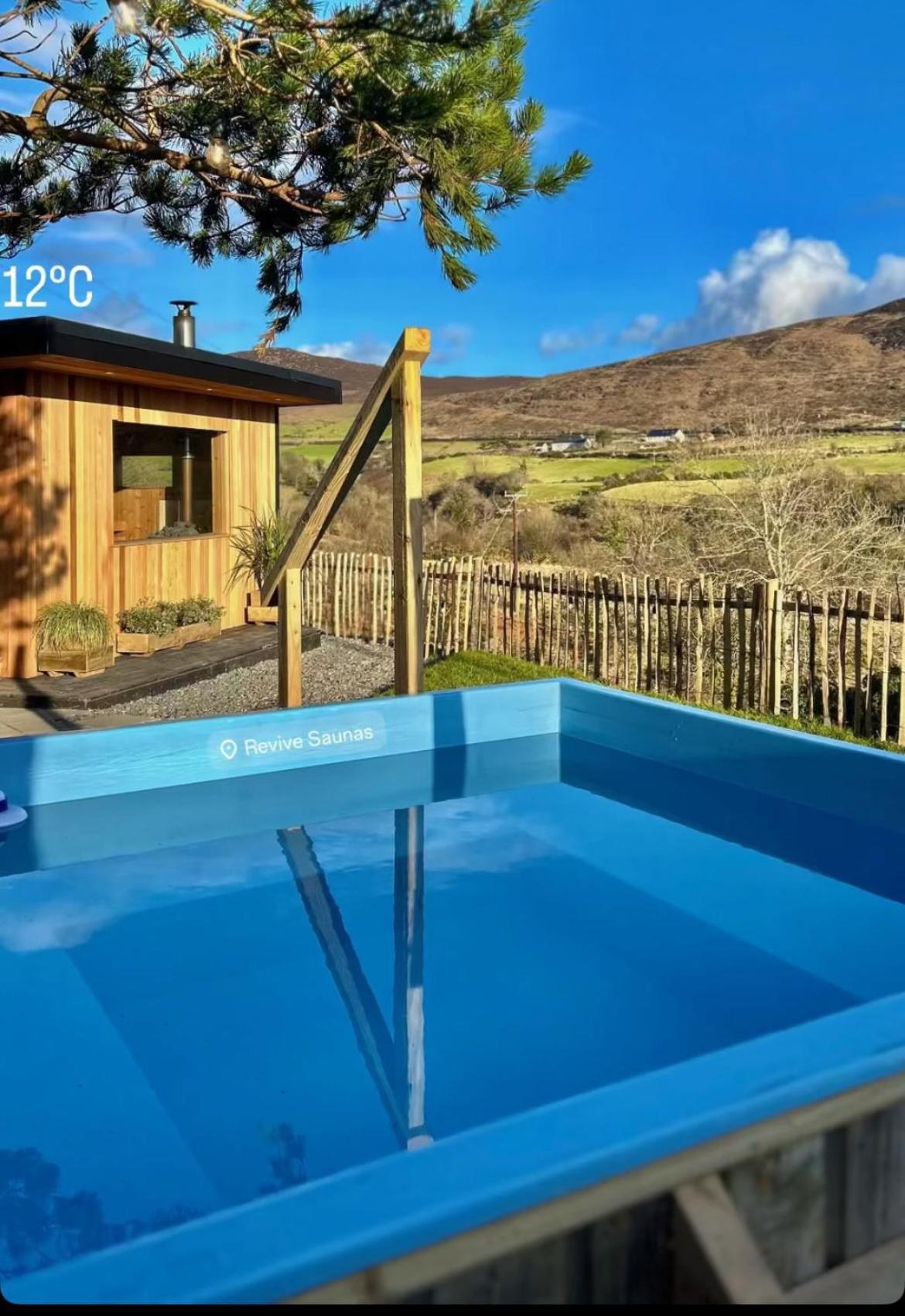 Rostrevor Mountain Lodge - Glamping Pods - Revive Sauna & Hot Tubs Екстериор снимка