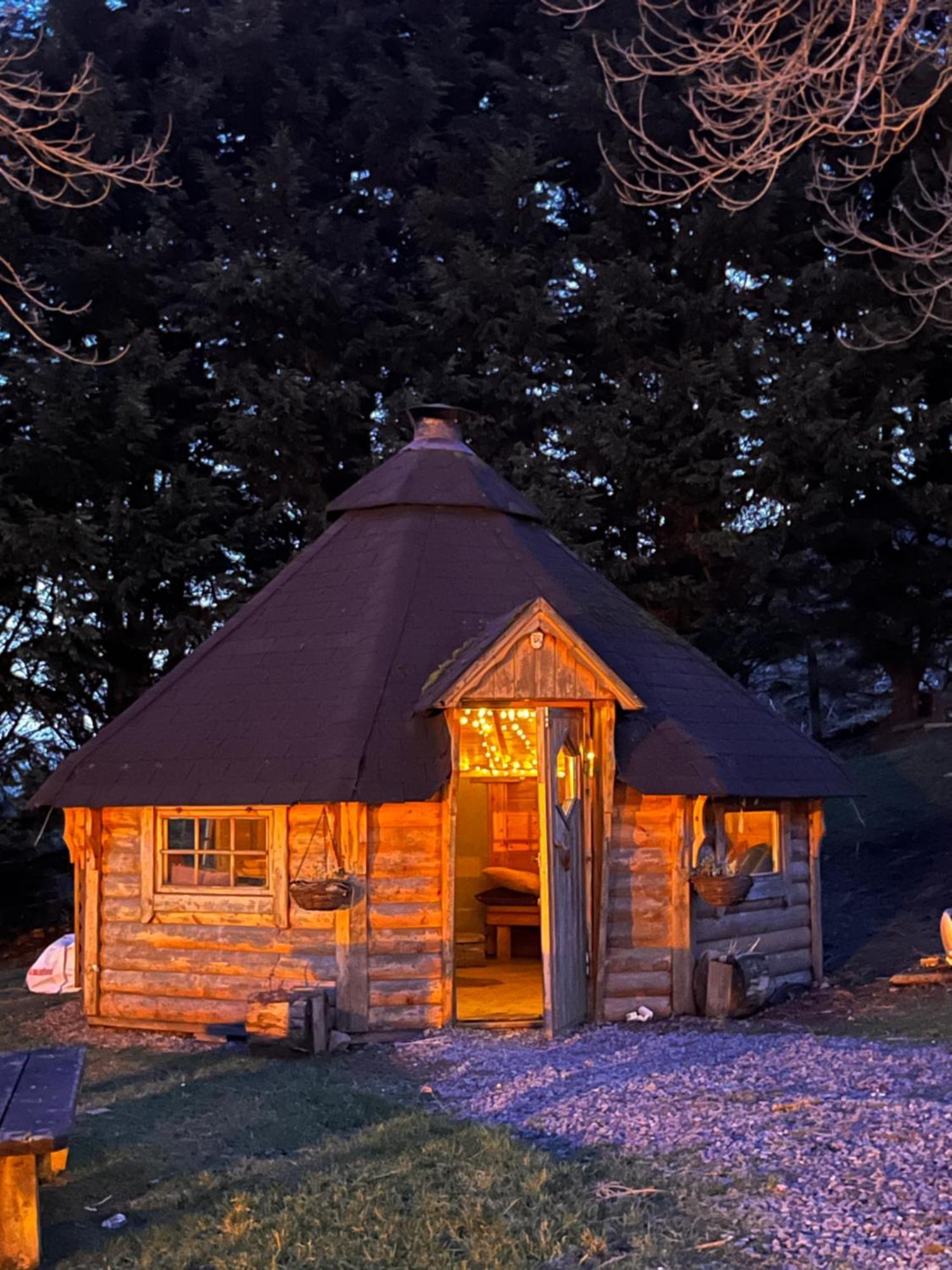 Rostrevor Mountain Lodge - Glamping Pods - Revive Sauna & Hot Tubs Екстериор снимка