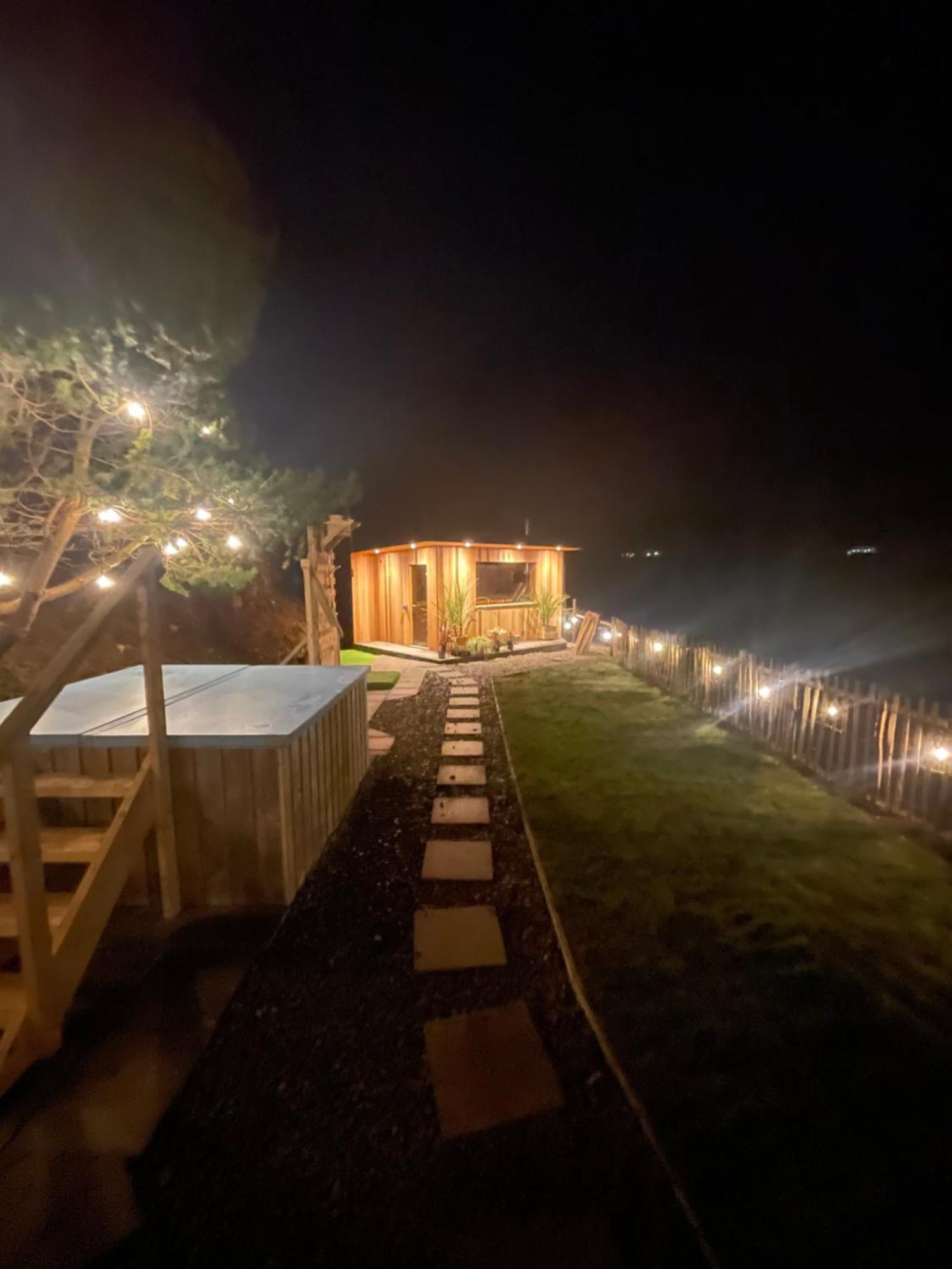 Rostrevor Mountain Lodge - Glamping Pods - Revive Sauna & Hot Tubs Екстериор снимка