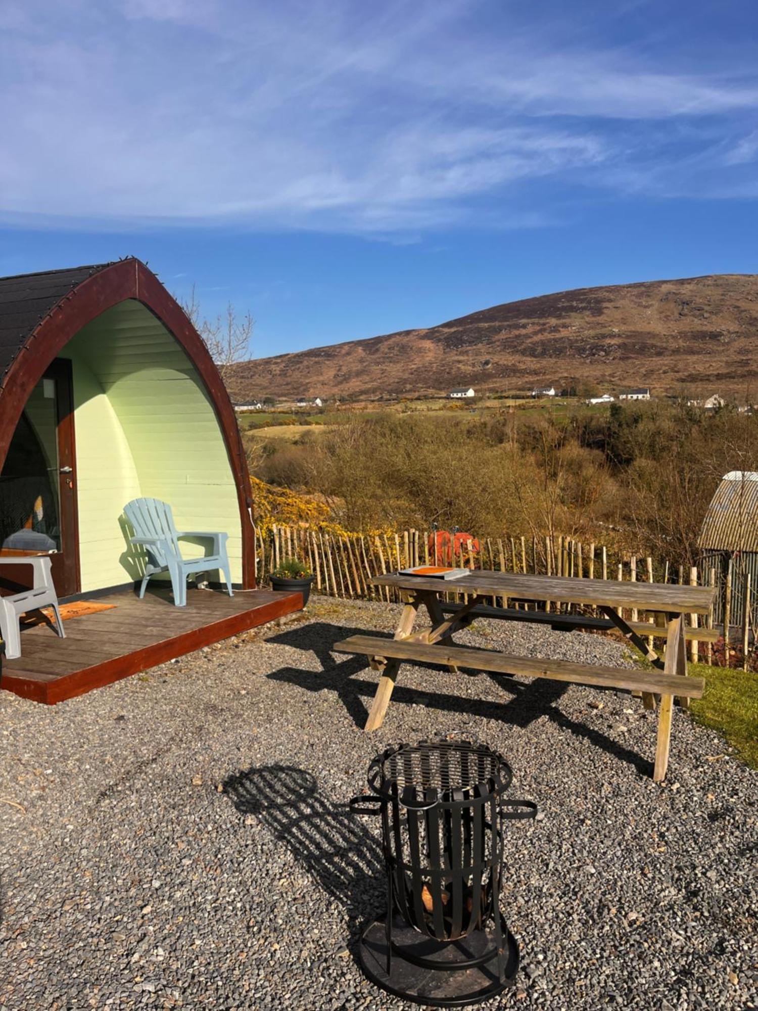 Rostrevor Mountain Lodge - Glamping Pods - Revive Sauna & Hot Tubs Екстериор снимка