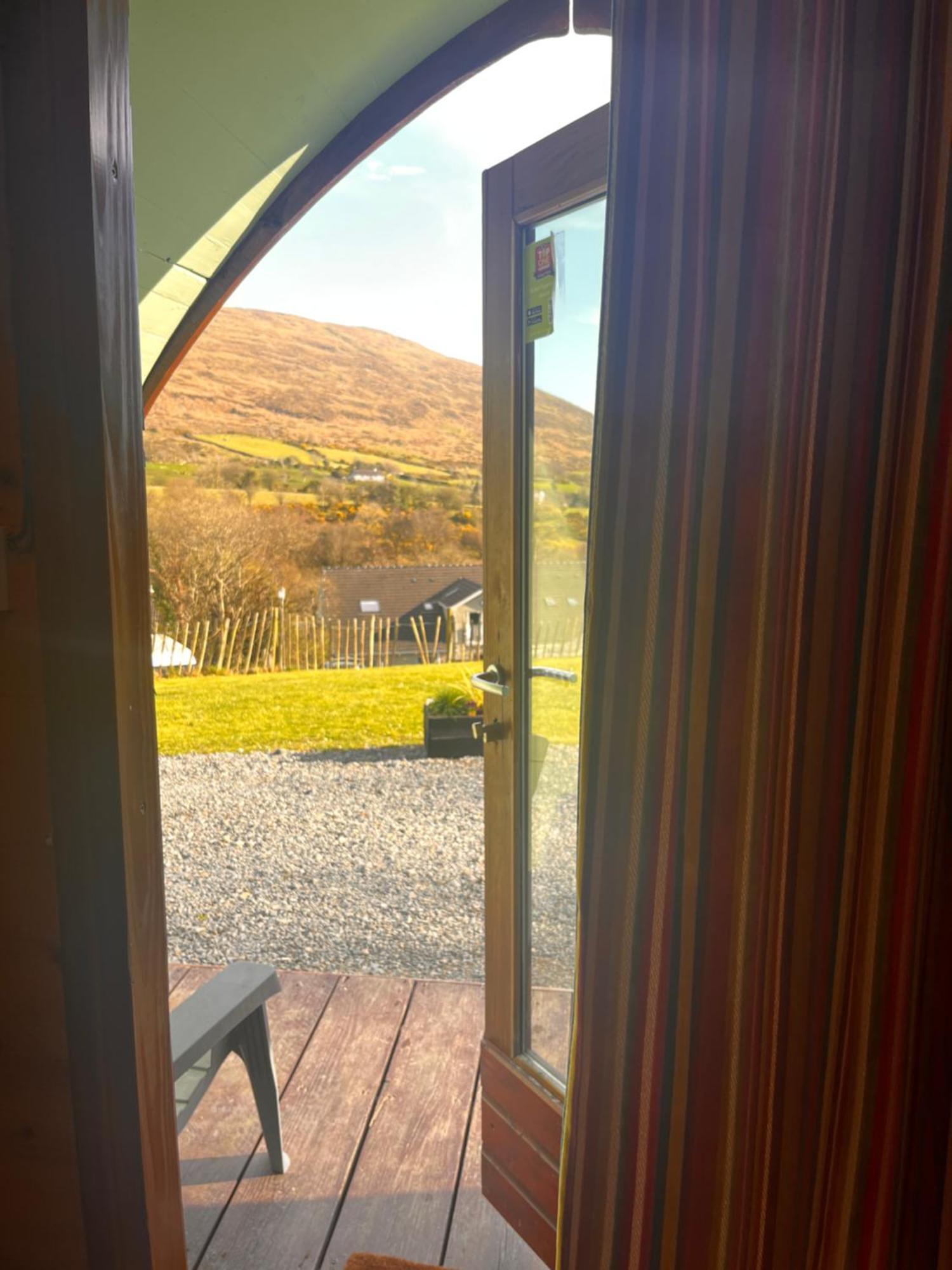 Rostrevor Mountain Lodge - Glamping Pods - Revive Sauna & Hot Tubs Екстериор снимка